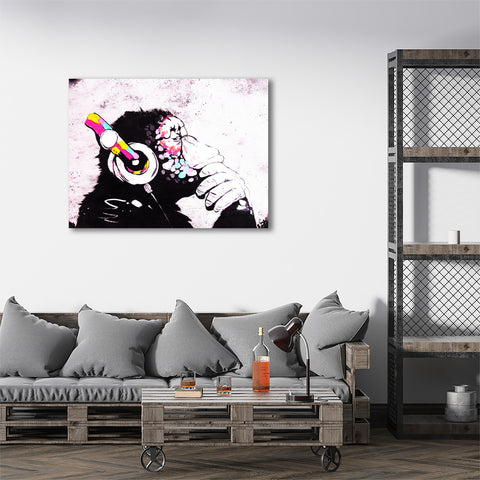 DJ Monkey, Graffiti