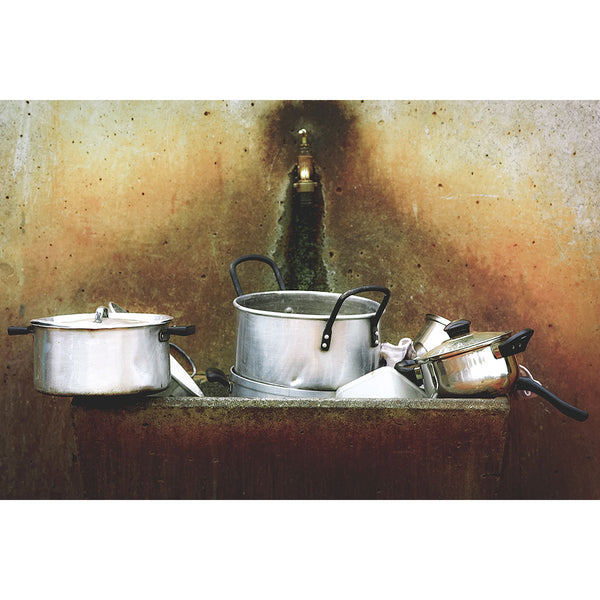 Dish, Grunge Vintage Style