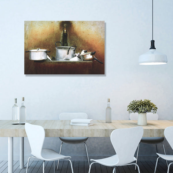 Dish, Grunge Vintage Style