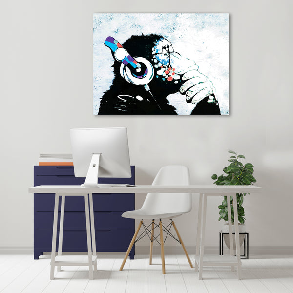 DJ Monkey, Graffiti