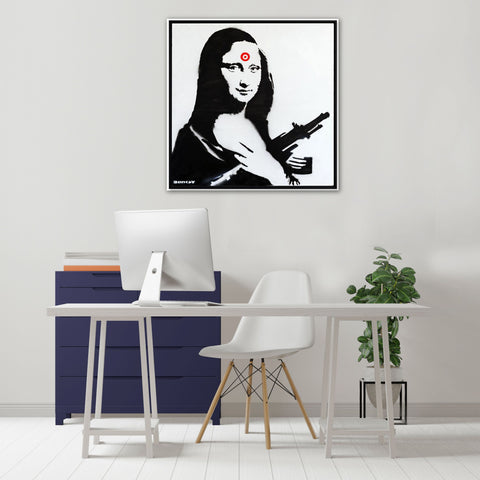 Banksy Mona Lisa with Gun, Graffiti