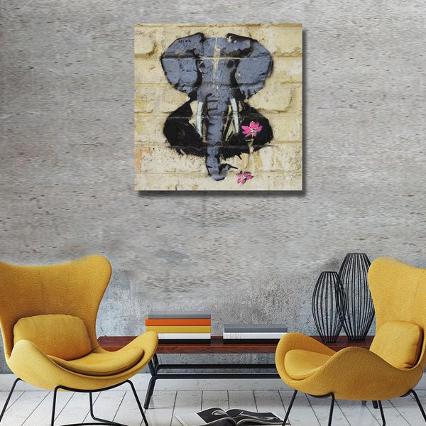 Elephant with flower, Street Art
