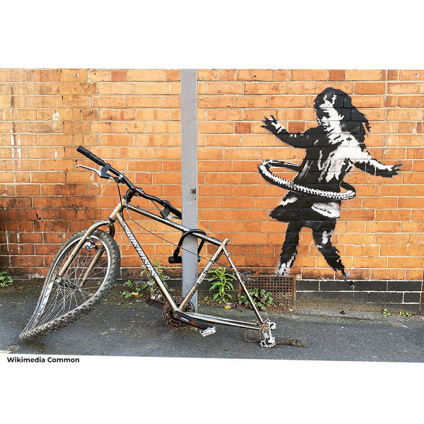 Hula Hooping Girl, Graffiti