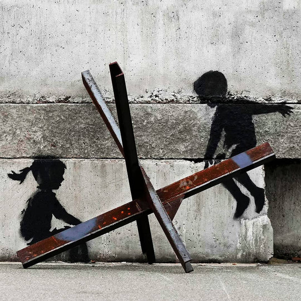 Banksy Kids Playing (Ukraine), Graffiti
