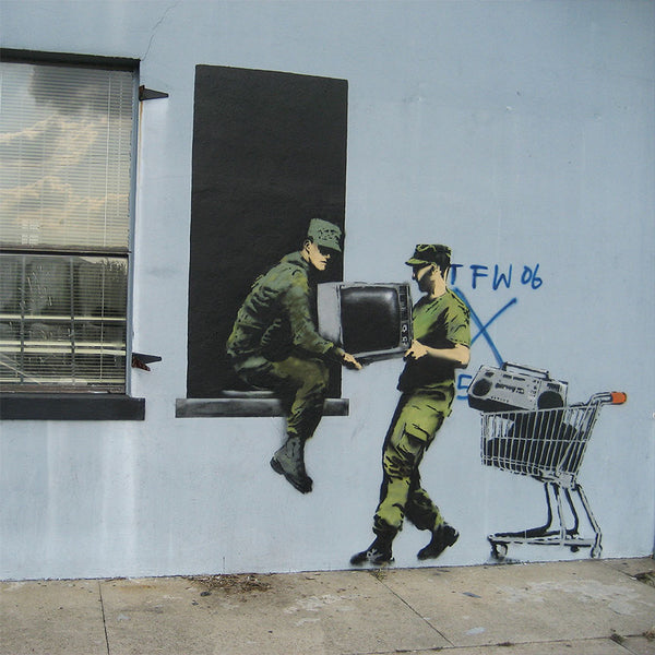 Banksy Looting Soldiers, Graffiti