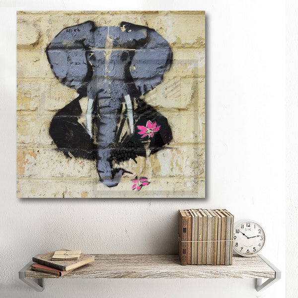 Elephant with flower, Street Art