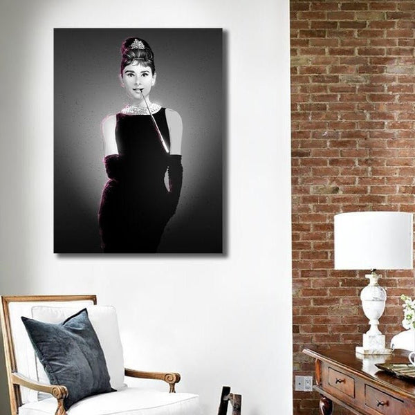 Audrey Hepburn, Poster