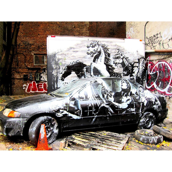 Banksy Crazy Horse Attack, Graffiti